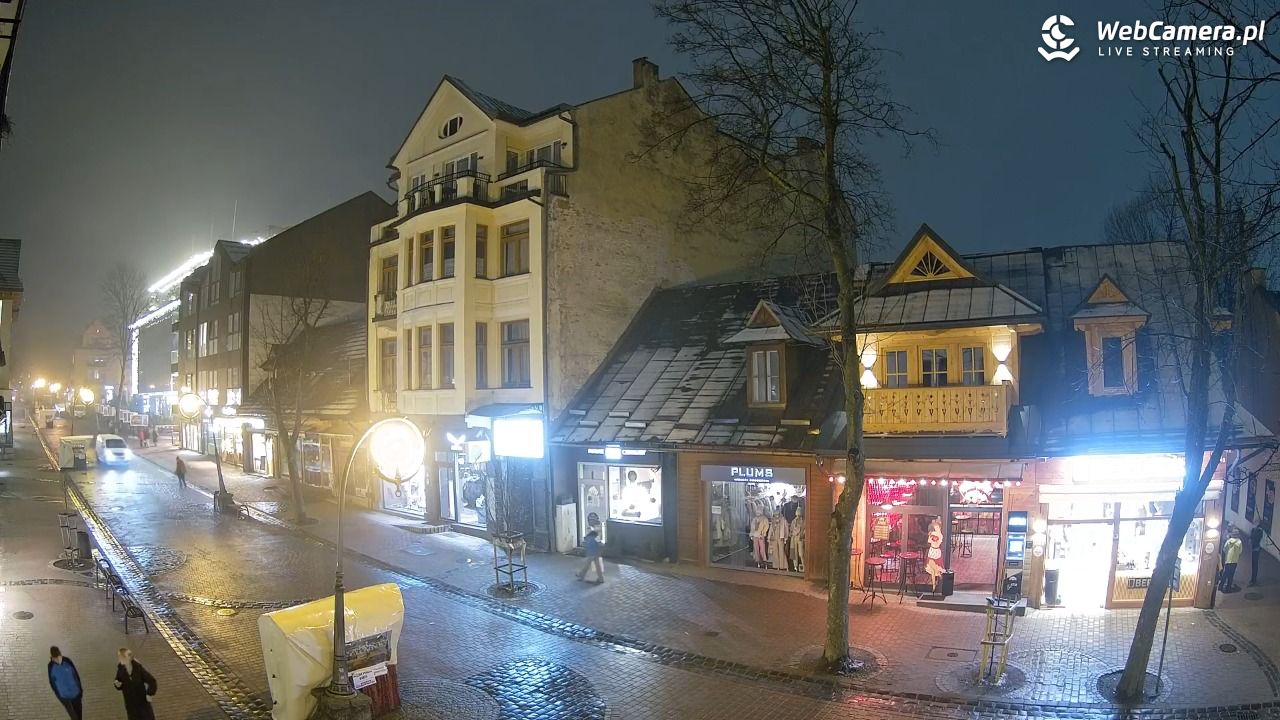 Krupówki  - widok na deptak - 17 marzec 2026, 20:19