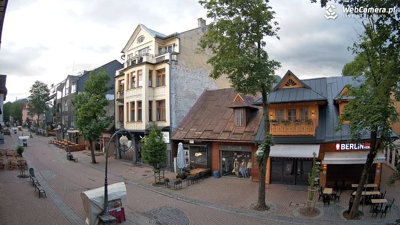 Krupówki  - widok na deptak - 15 czerwiec 2026, 06:06