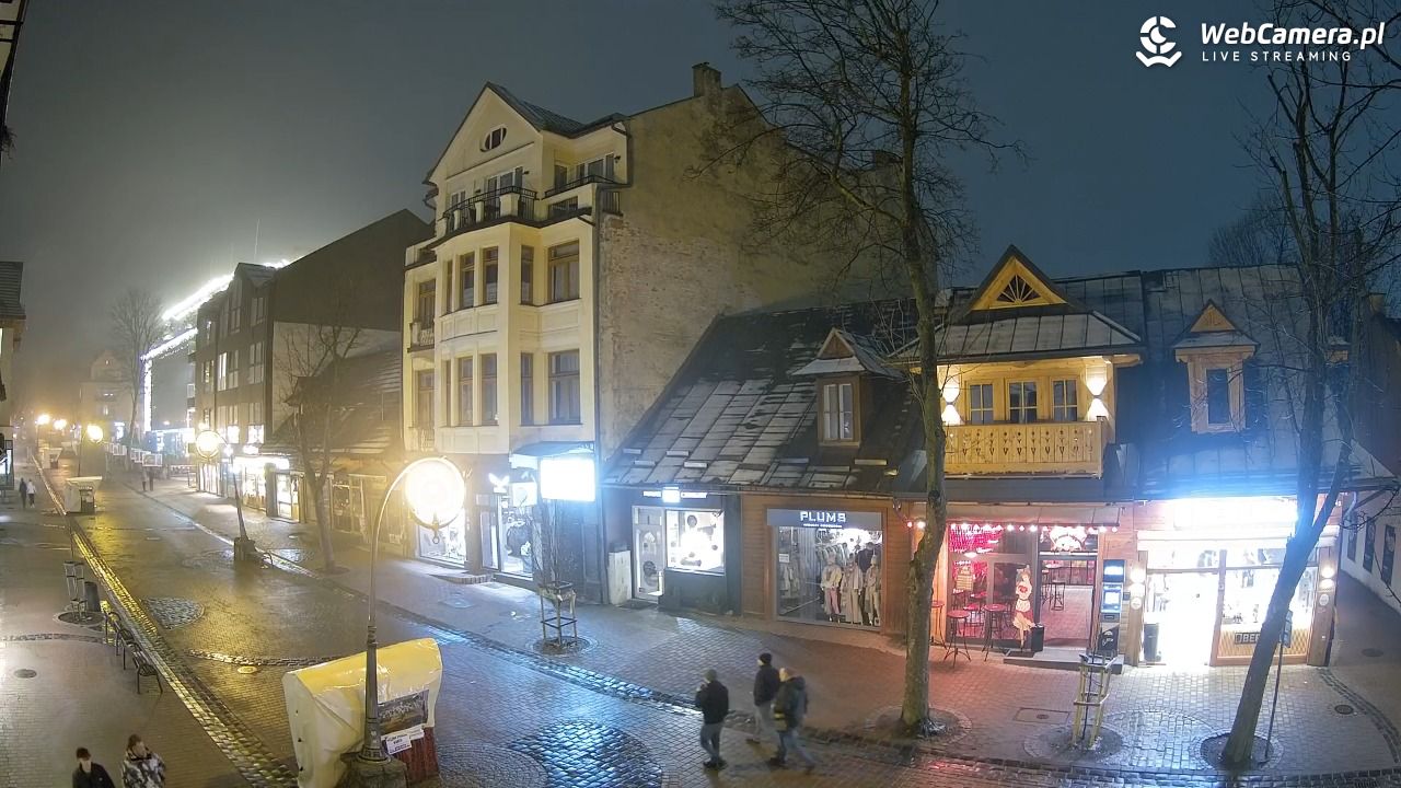 Krupówki  - widok na deptak - 17 marzec 2026, 20:27