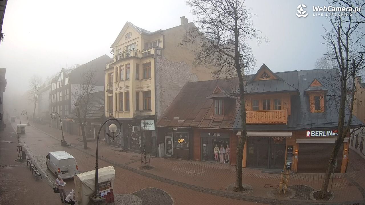 Krupówki  - widok na deptak - 18 marzec 2026, 07:25