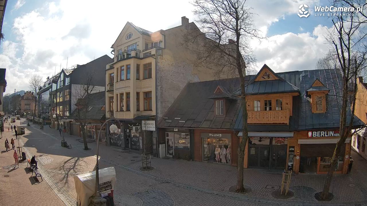 Krupówki  - widok na deptak - 18 marzec 2026, 10:41