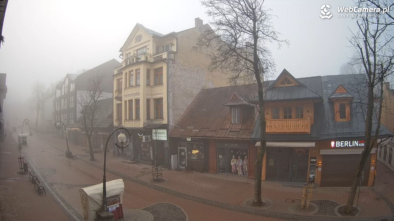 Krupówki  - widok na deptak - 18 marzec 2026, 07:02