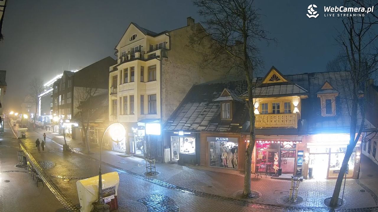 Krupówki  - widok na deptak - 17 marzec 2026, 20:32