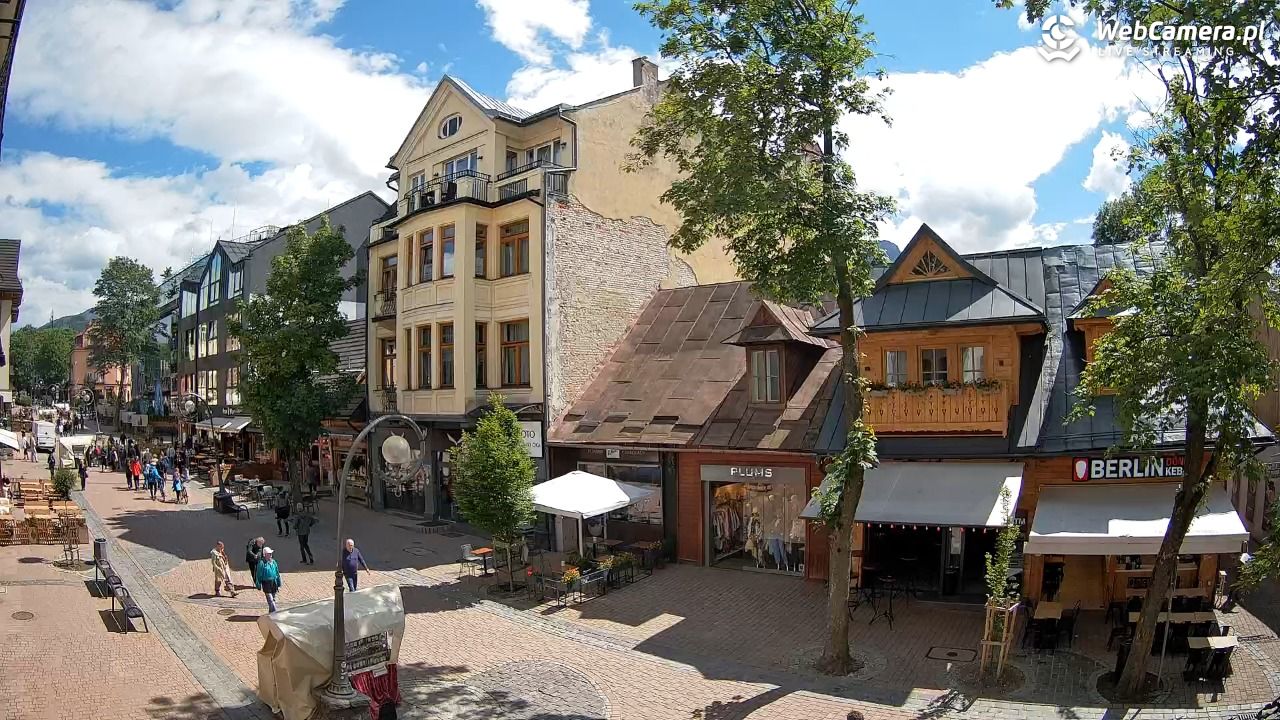 Krupówki  - widok na deptak - 17 czerwiec 2026, 08:57