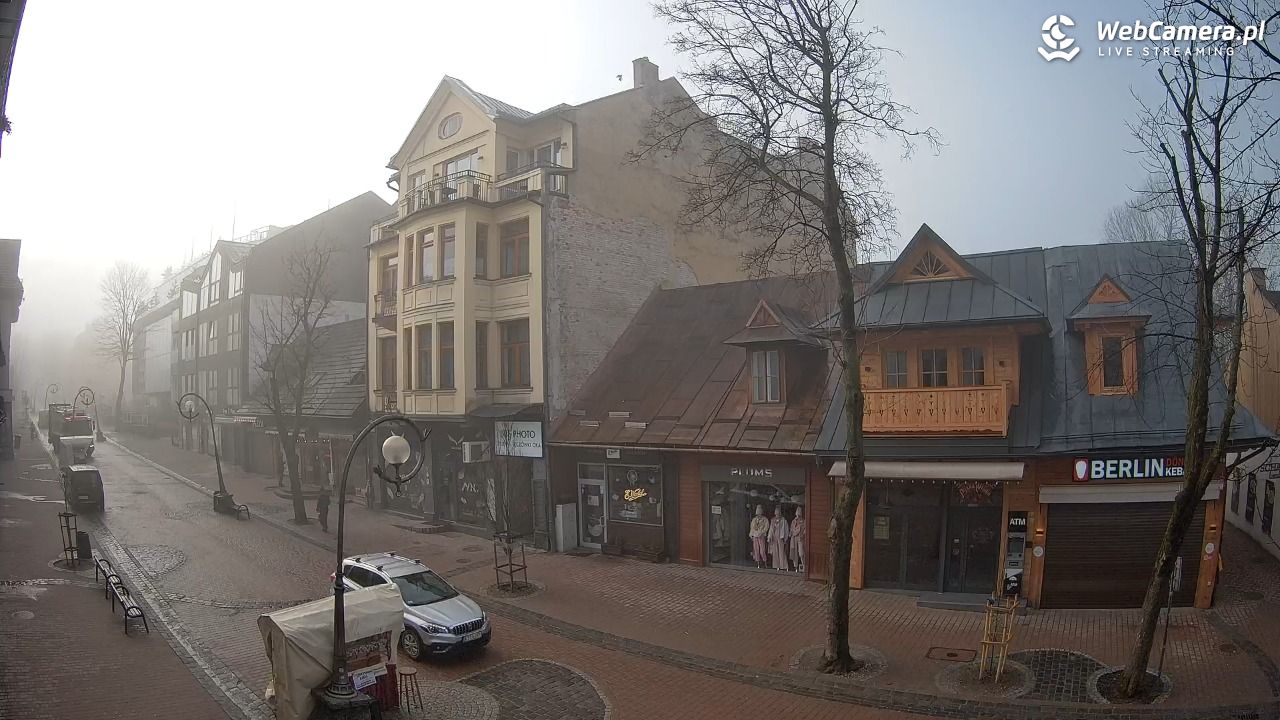 Krupówki  - widok na deptak - 18 marzec 2026, 07:55