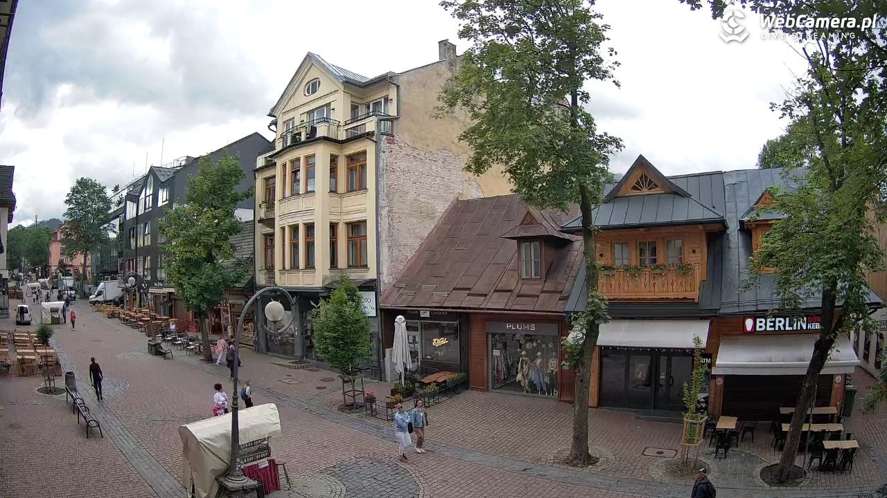 Krupówki  - widok na deptak - 17 czerwiec 2026, 09:22