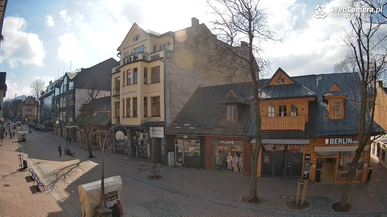 Krupówki  - widok na deptak - 18 marzec 2026, 11:09