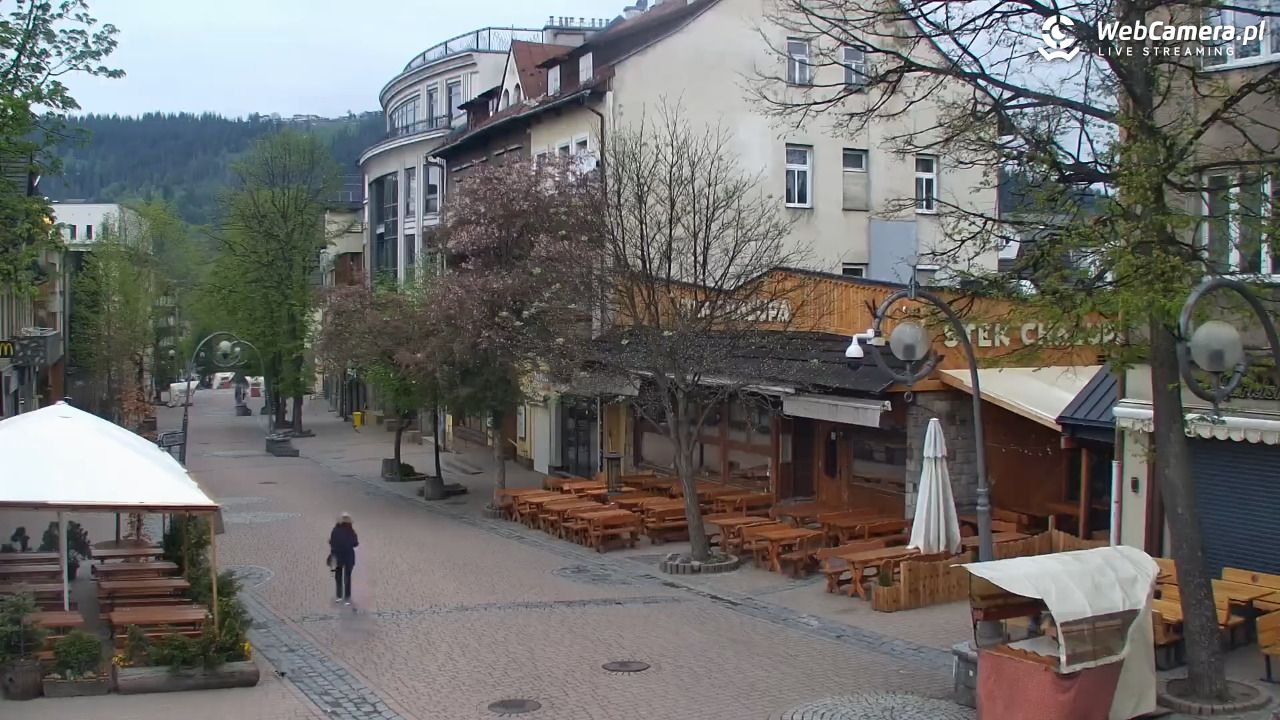 Zakopane - widok na deptak Krupówki NOWOŚĆ - 14 maj 2025, 07:30