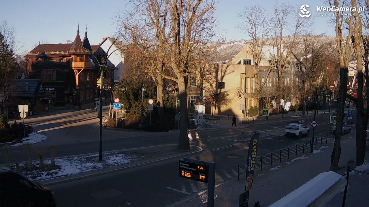 Zakopane - widok na ulicę Krupówki - 26 luty 2026, 07:33