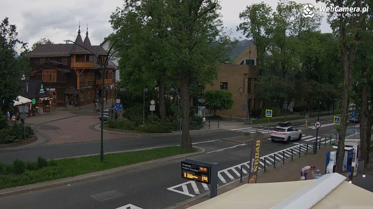 Zakopane - widok na ulicę Krupówki - 03 czerwiec 2026, 18:16