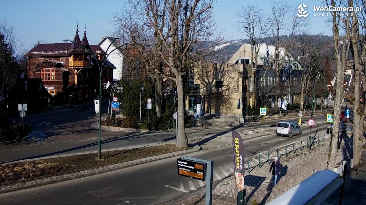 Zakopane - widok na ulicę Krupówki - 01 marzec 2026, 08:38