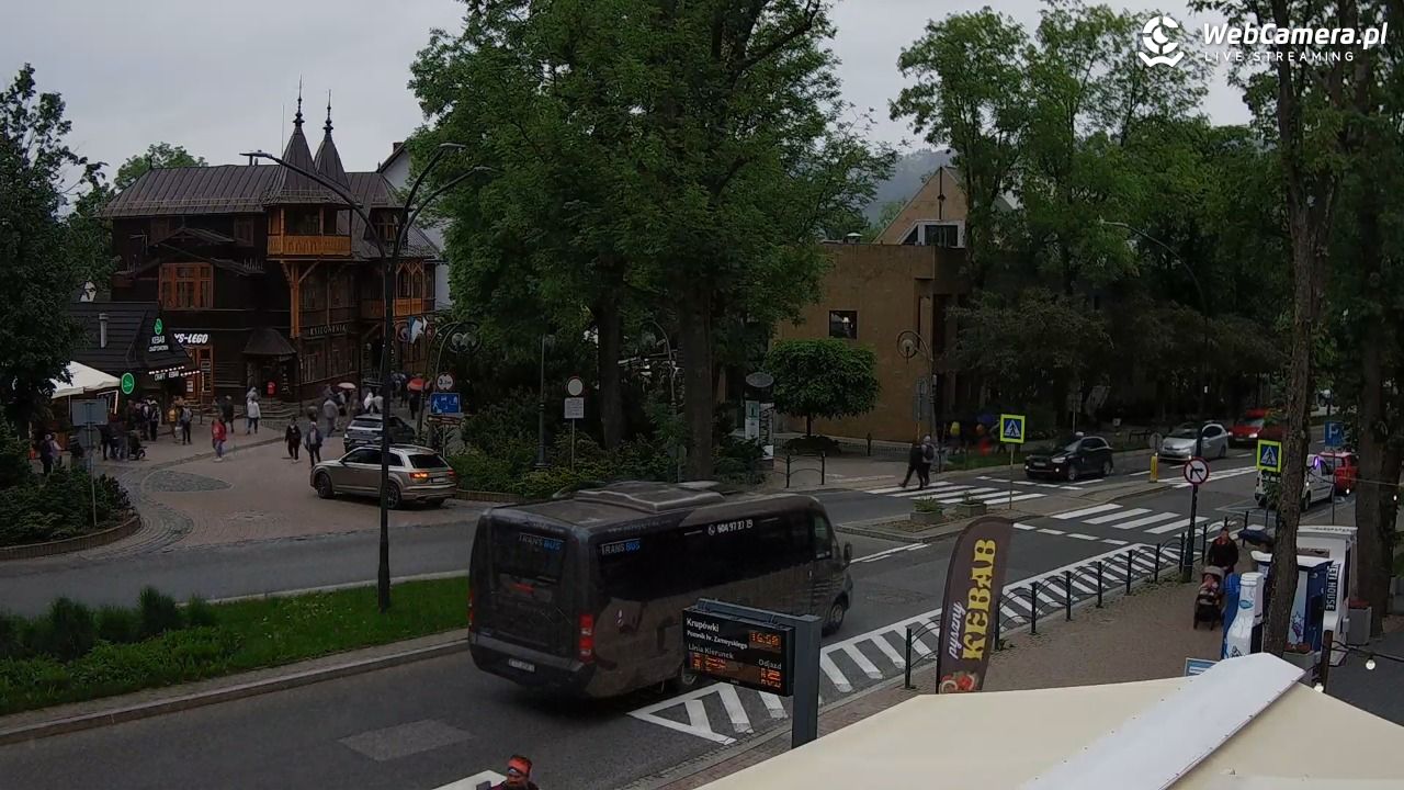 Zakopane - widok na ulicę Krupówki - 05 czerwiec 2026, 17:00