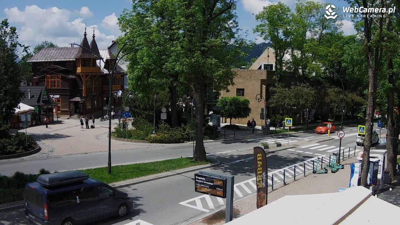 Zakopane - widok na ulicę Krupówki - 02 czerwiec 2026, 12:00