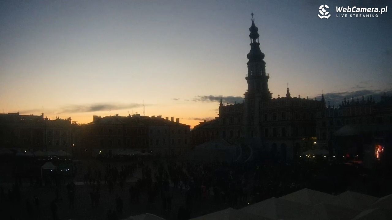 ZAMOŚĆ - widok na Rynek Wielki - 17 maj 2025, 20:24