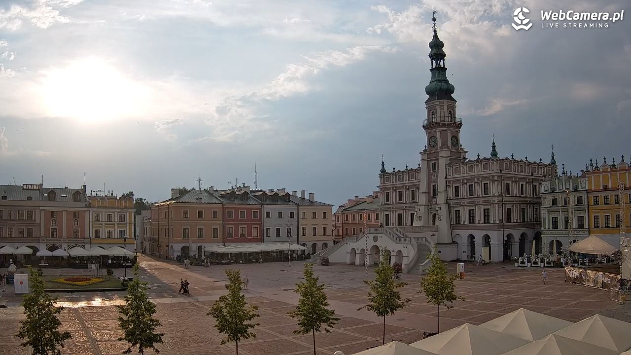 ZAMOŚĆ - widok na Rynek Wielki - 01 lipiec 2026, 18:51