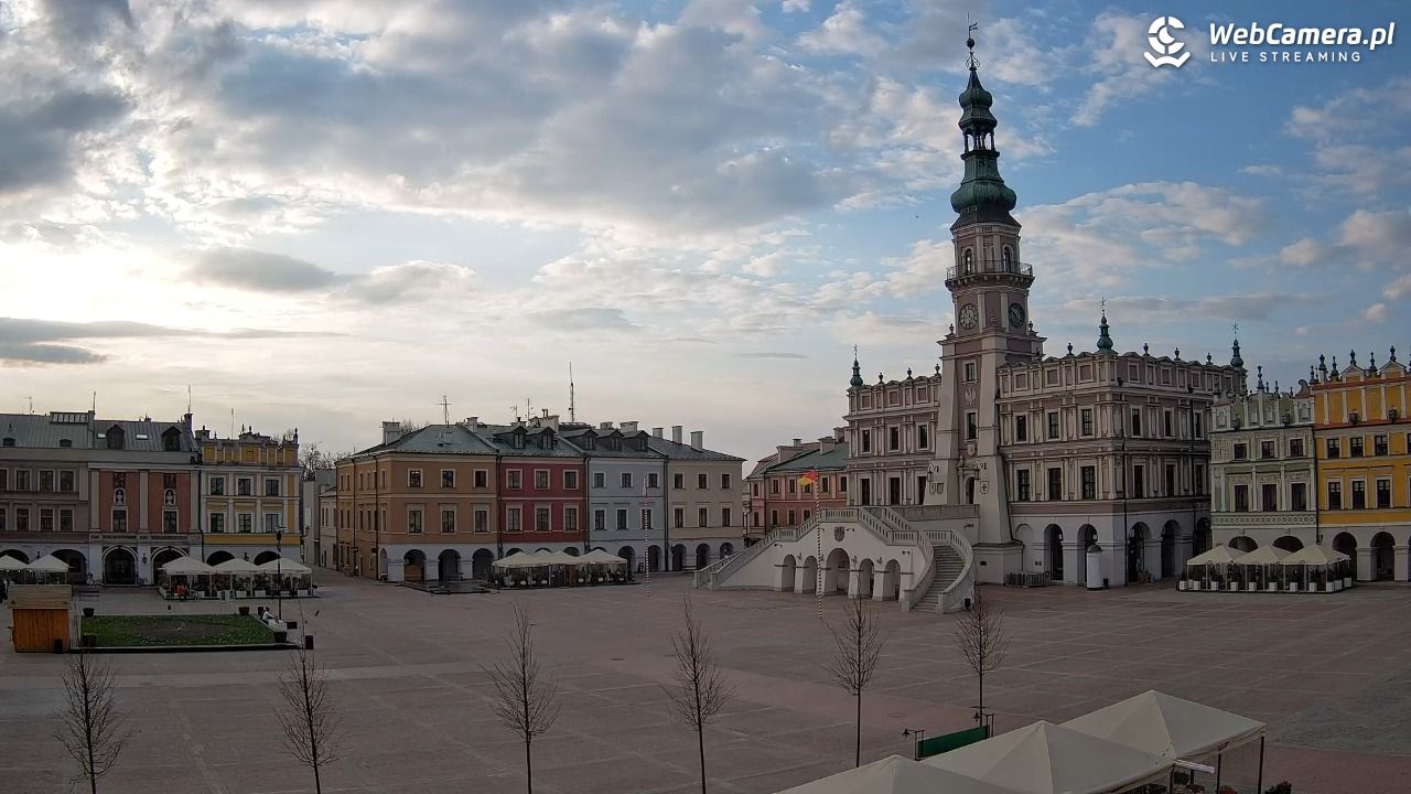 ZAMOŚĆ - widok na Rynek Wielki - 02 kwiecień 2026, 17:53