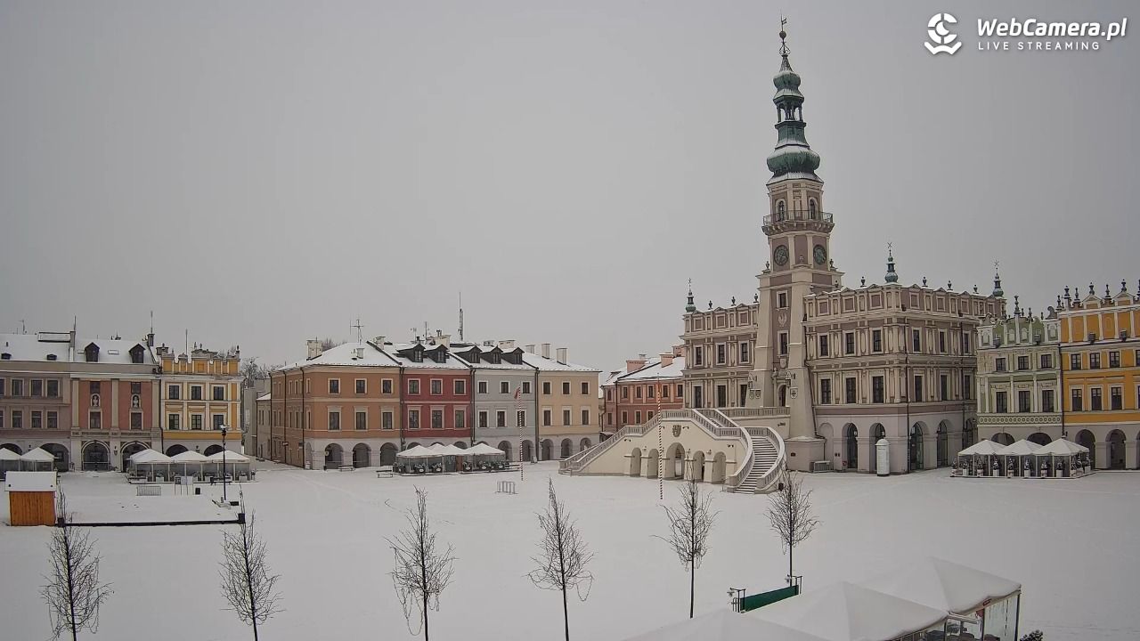 ZAMOŚĆ - widok na Rynek Wielki - 15 luty 2026, 07:21