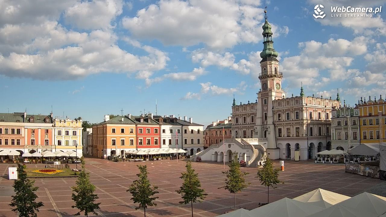 ZAMOŚĆ - widok na Rynek Wielki - 03 lipiec 2026, 07:03