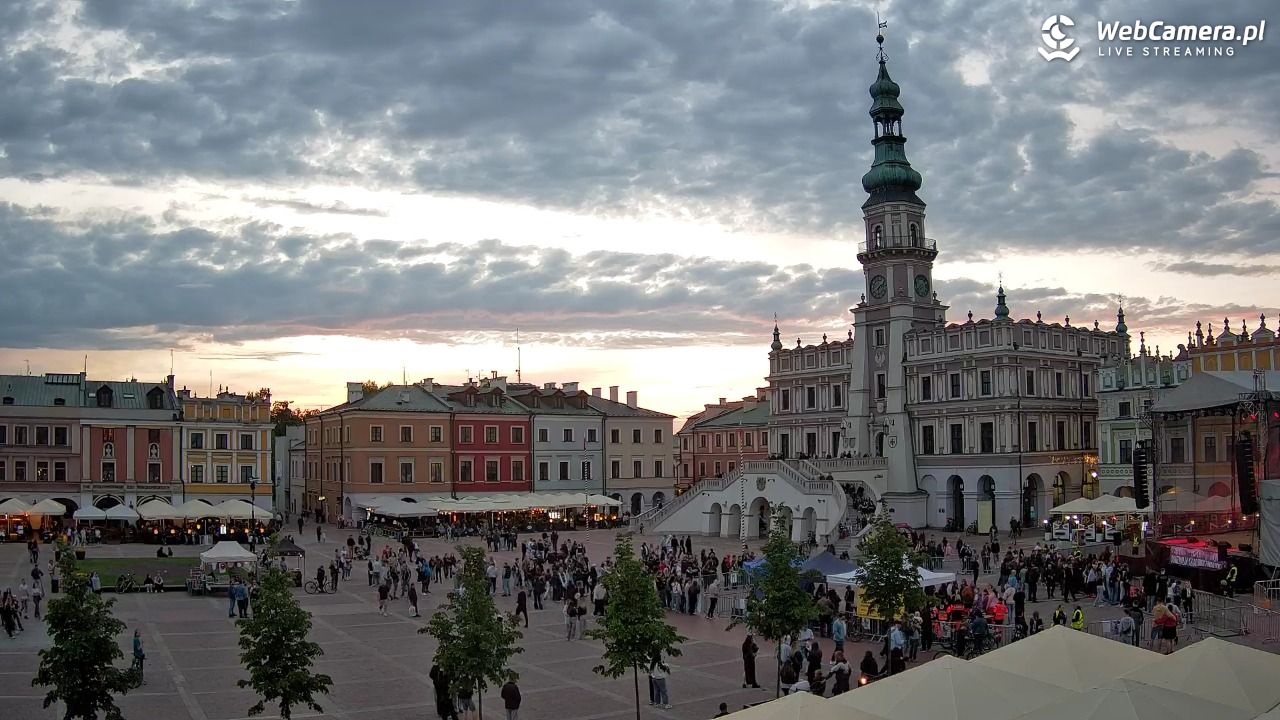 ZAMOŚĆ - widok na Rynek Wielki - 15 maj 2026, 20:11