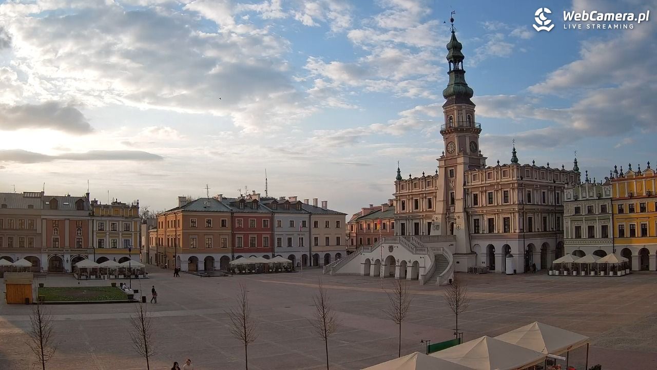 ZAMOŚĆ - widok na Rynek Wielki - 02 kwiecień 2026, 17:57