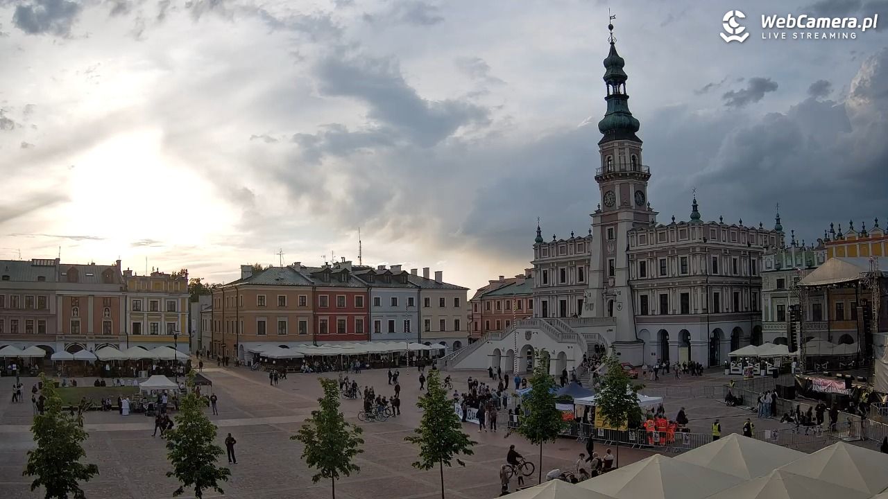 ZAMOŚĆ - widok na Rynek Wielki - 15 maj 2026, 18:57
