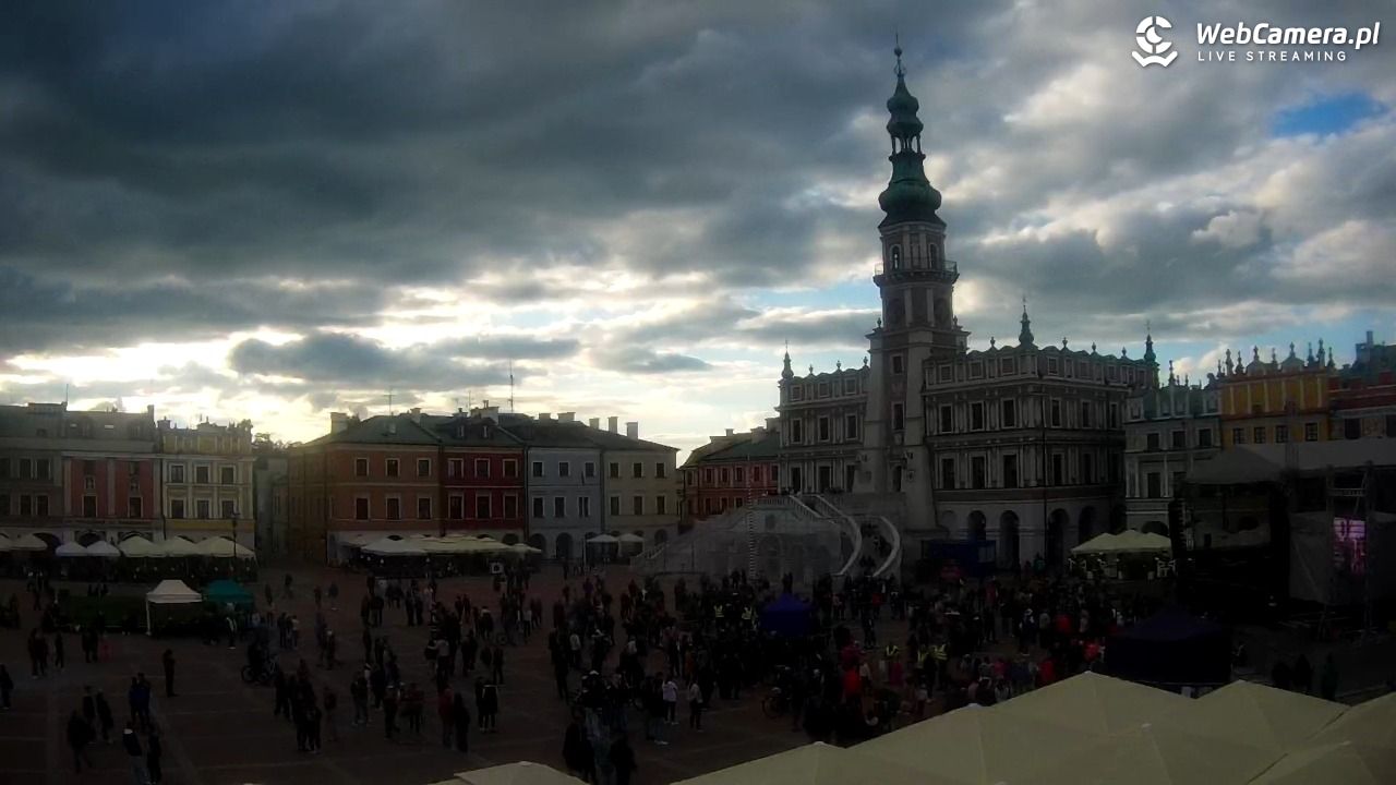 ZAMOŚĆ - widok na Rynek Wielki - 17 maj 2025, 18:31