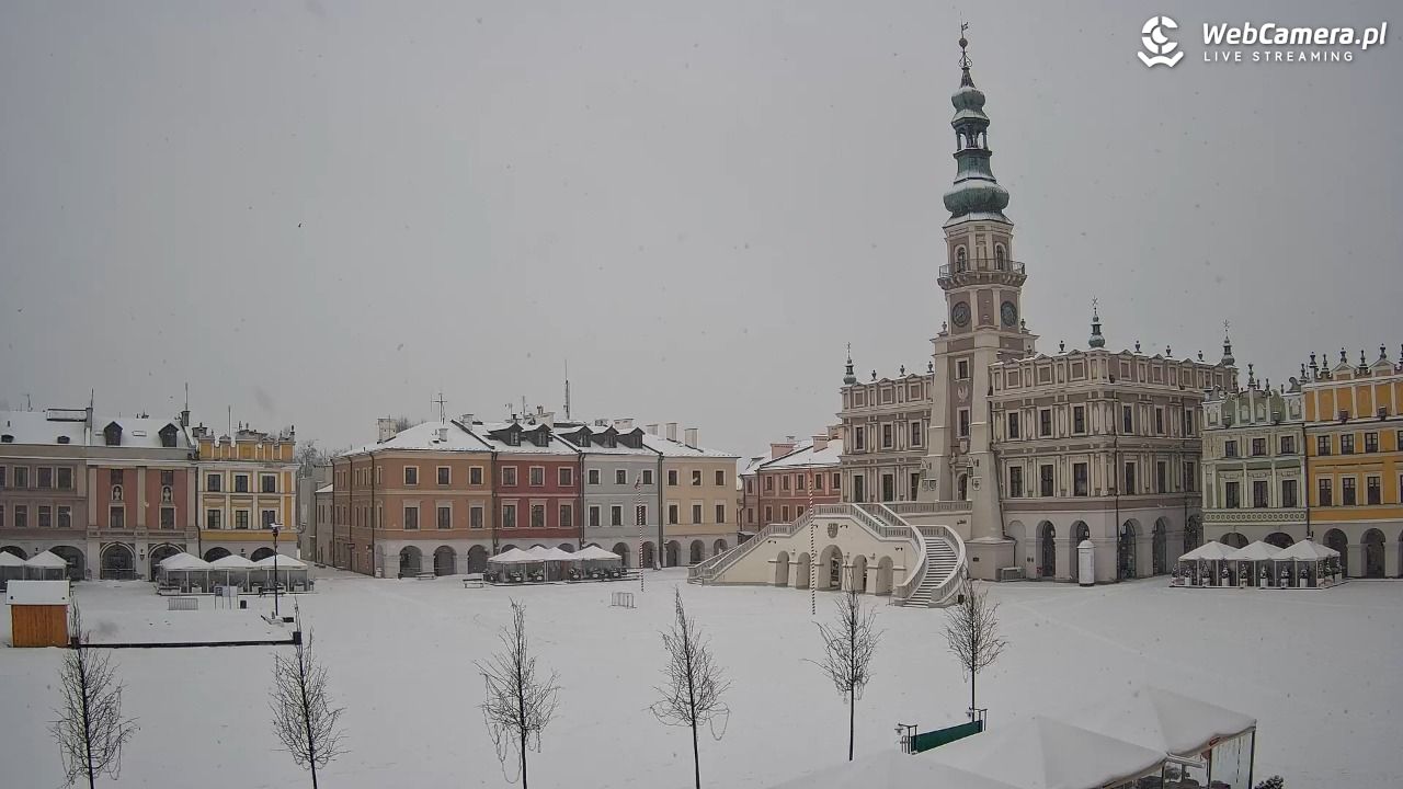 ZAMOŚĆ - widok na Rynek Wielki - 15 luty 2026, 08:41