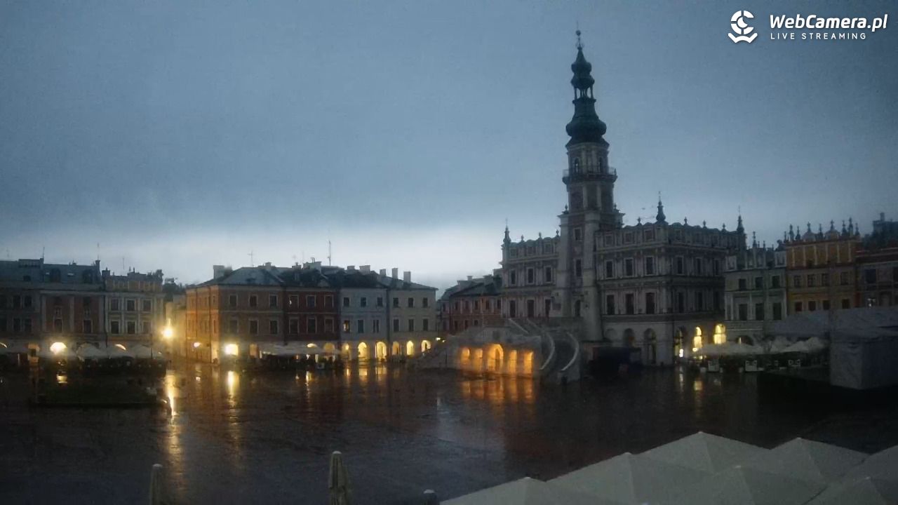 ZAMOŚĆ - widok na Rynek Wielki - 15 maj 2025, 04:18