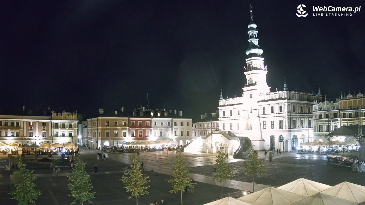 ZAMOŚĆ - widok na Rynek Wielki - 14 sierpień 2026, 21:50