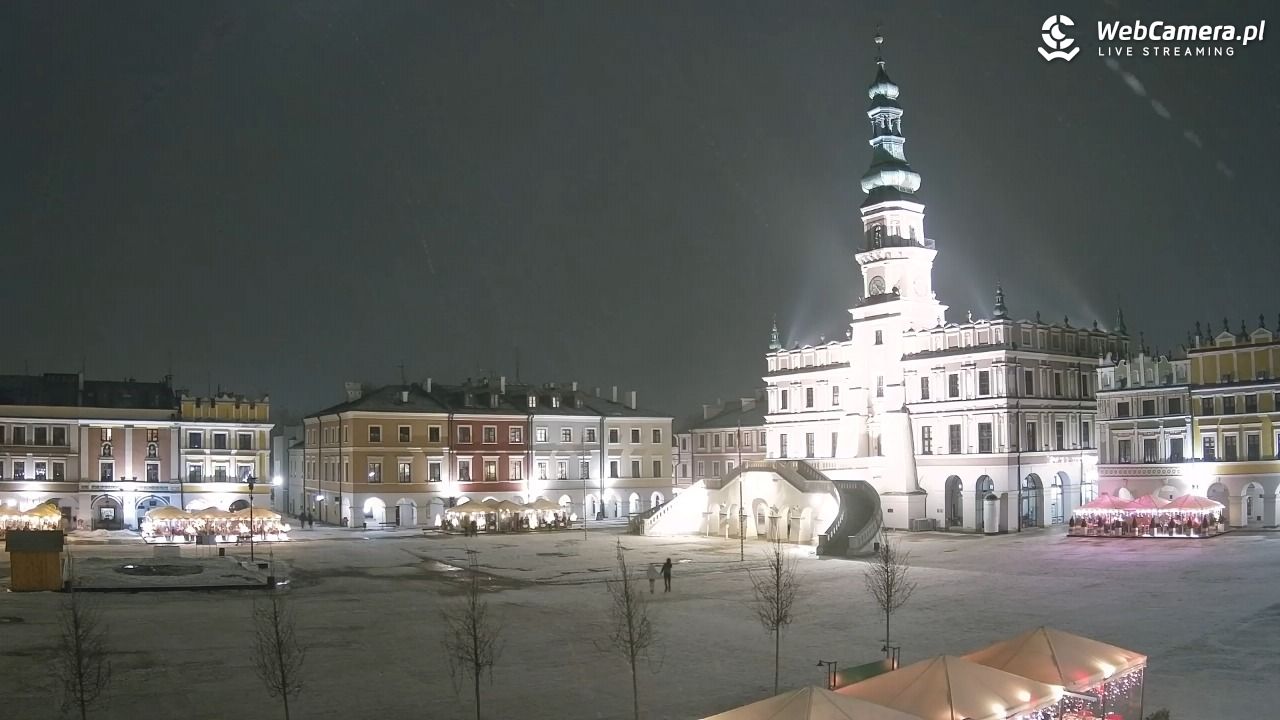 ZAMOŚĆ - widok na Rynek Wielki - 14 luty 2026, 22:24