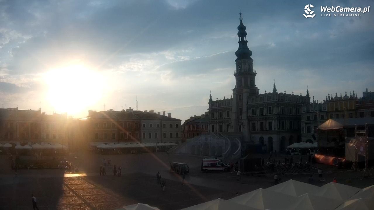 ZAMOŚĆ - widok na Rynek Wielki - 07 czerwiec 2025, 19:26