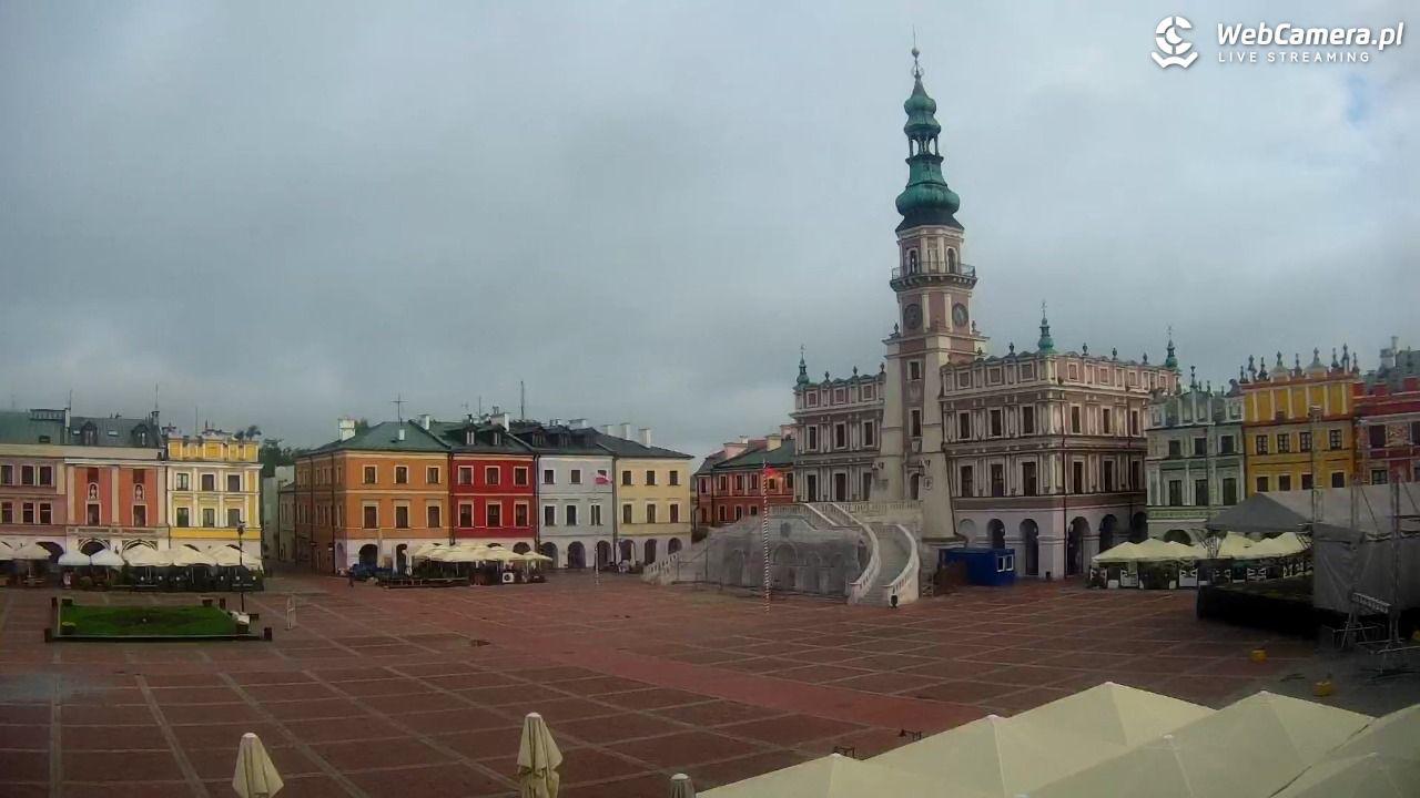 ZAMOŚĆ - widok na Rynek Wielki - 16 maj 2025, 06:57