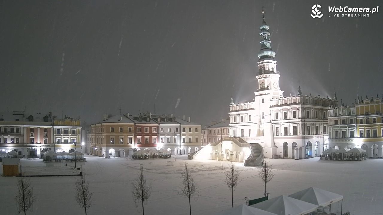 ZAMOŚĆ - widok na Rynek Wielki - 15 luty 2026, 03:09