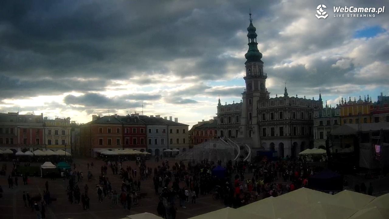 ZAMOŚĆ - widok na Rynek Wielki - 17 maj 2025, 18:31