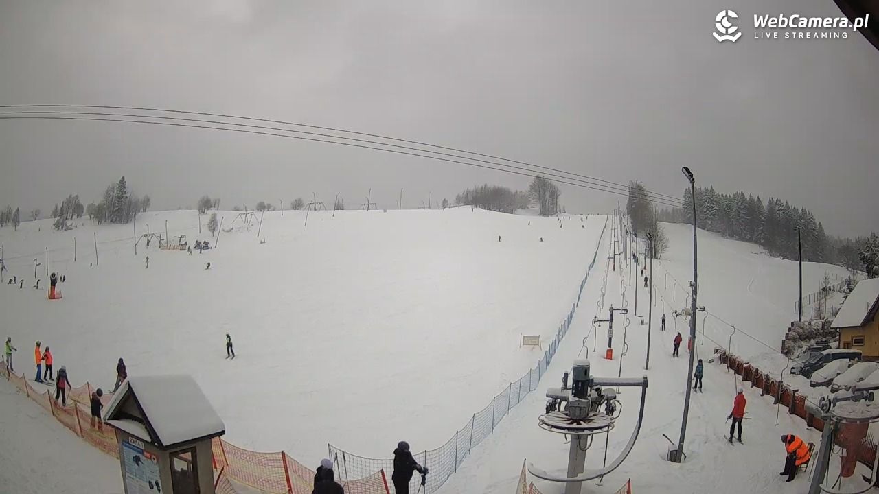 Wyciąg narciarski Wojtek - Zawoja Czatoża - 15 luty 2026, 10:09