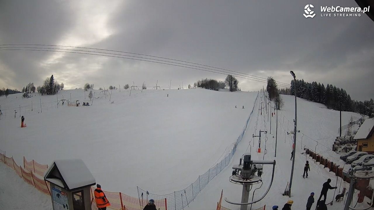 Wyciąg narciarski Wojtek - Zawoja Czatoża - 16 luty 2026, 09:32