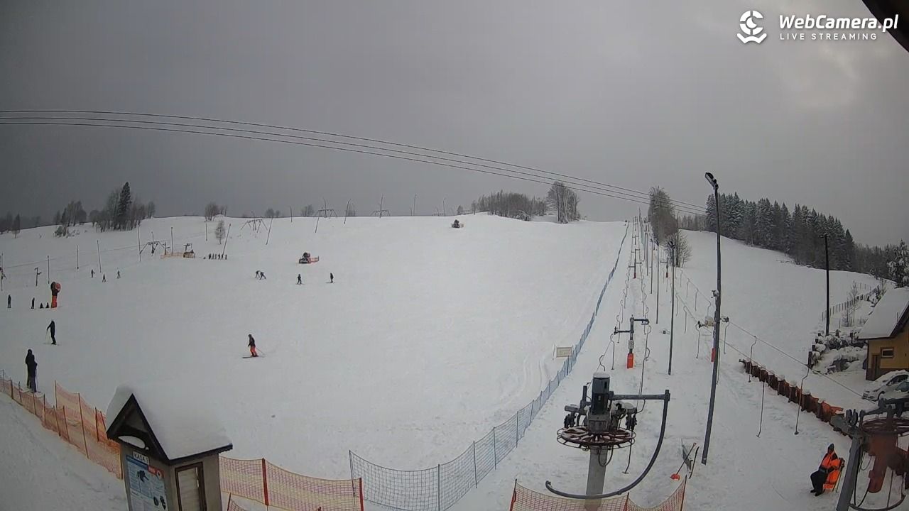 Wyciąg narciarski Wojtek - Zawoja Czatoża - 13 styczeń 2026, 13:32