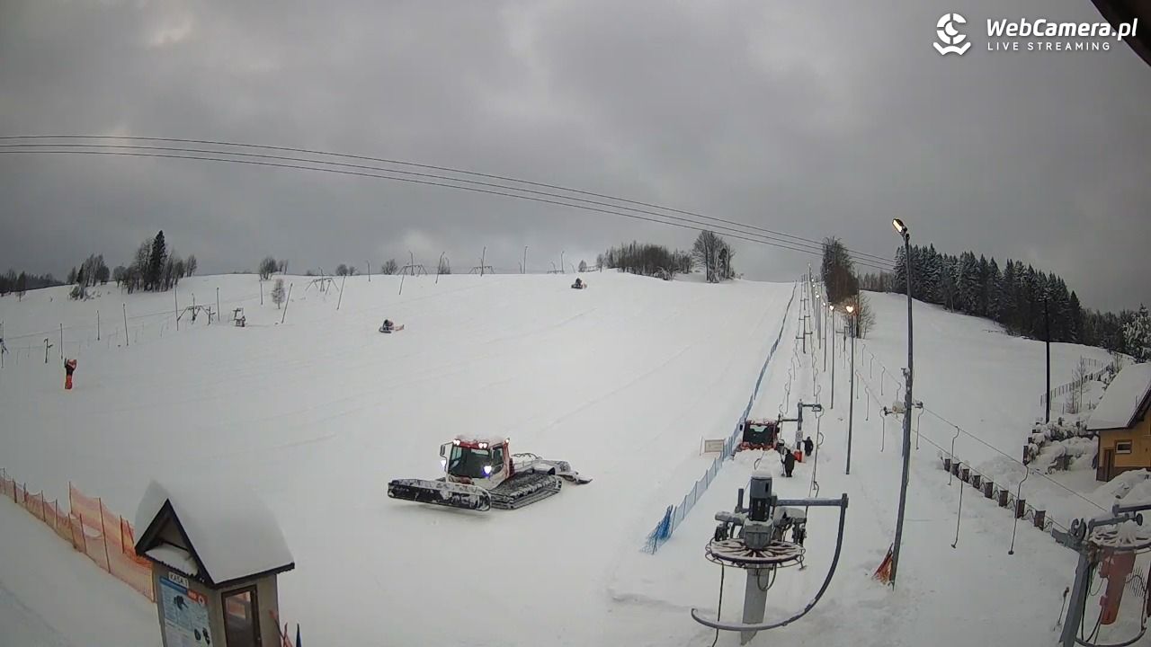 Wyciąg narciarski Wojtek - Zawoja Czatoża - 12 styczeń 2026, 08:18