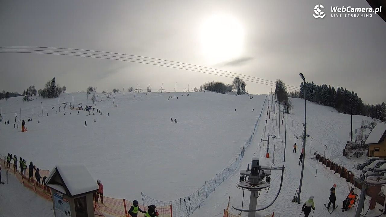 Wyciąg narciarski Wojtek - Zawoja Czatoża - 16 luty 2026, 11:16