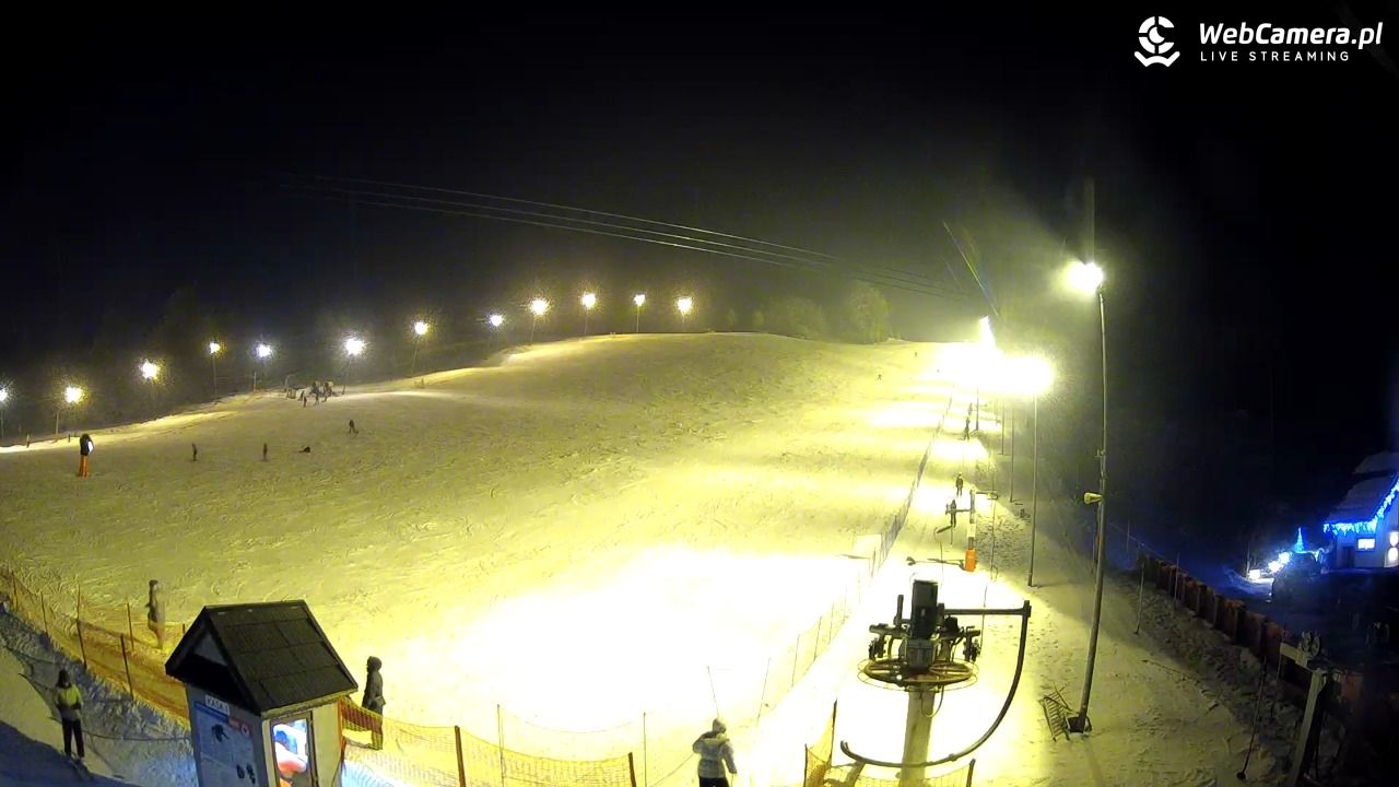 Wyciąg narciarski Wojtek - Zawoja Czatoża - 02 luty 2026, 18:54