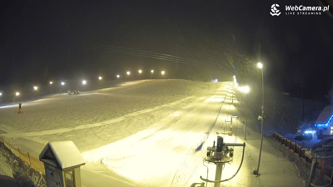 Wyciąg narciarski Wojtek - Zawoja Czatoża - 15 luty 2026, 20:41