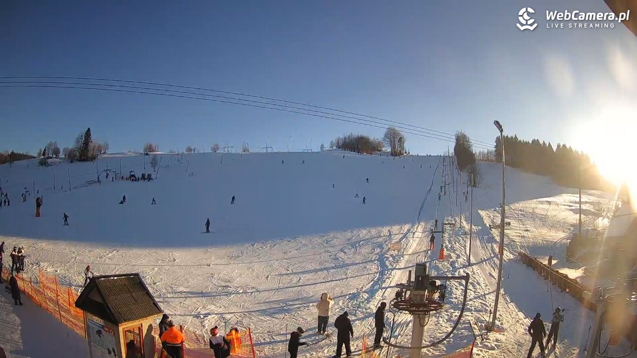 Wyciąg narciarski Wojtek - Zawoja Czatoża - 18 styczeń 2026, 14:22