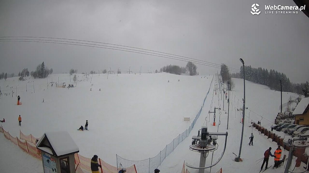 Wyciąg narciarski Wojtek - Zawoja Czatoża - 15 luty 2026, 15:20