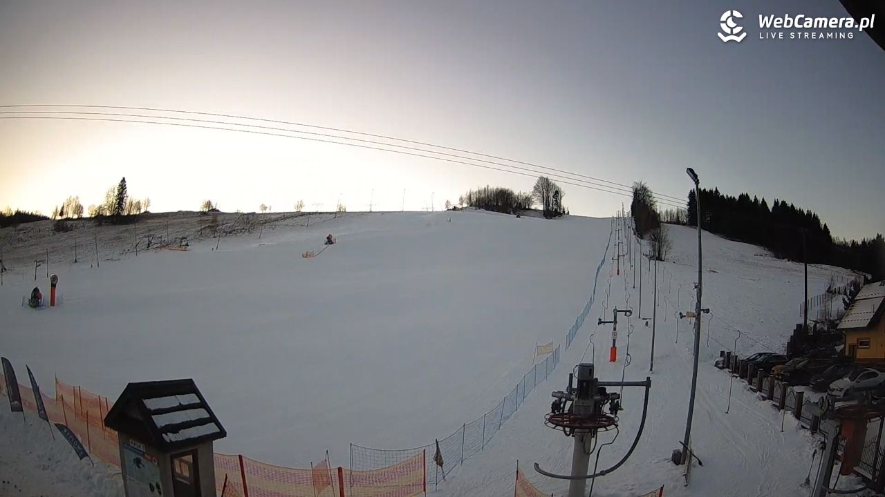 Wyciąg narciarski Wojtek - Zawoja Czatoża - 29 grudzień 2025, 07:55