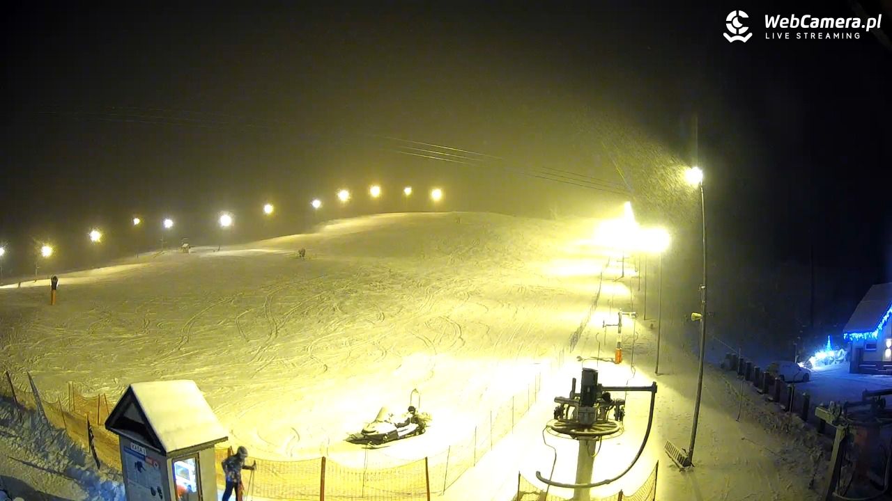 Wyciąg narciarski Wojtek - Zawoja Czatoża - 06 styczeń 2026, 19:54