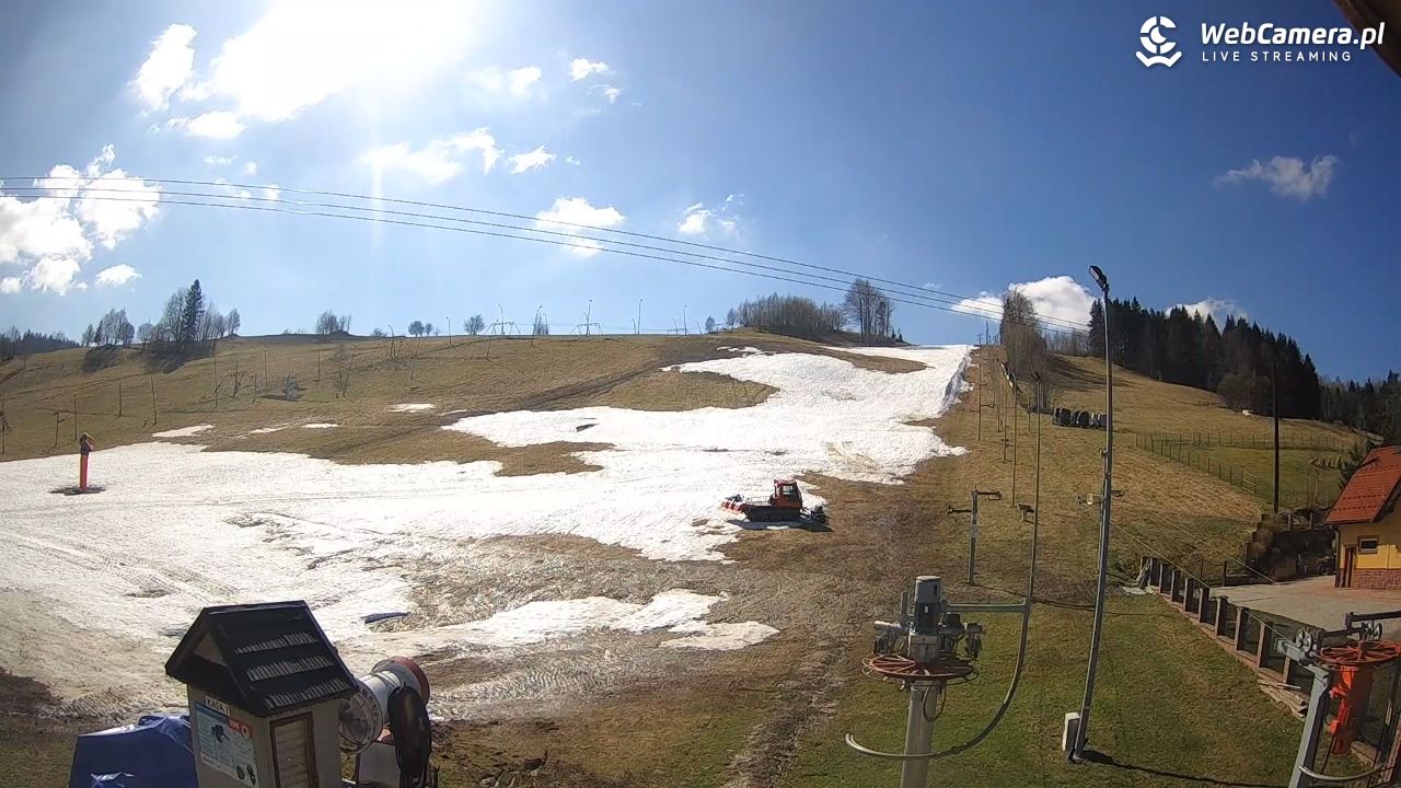 Wyciąg narciarski Wojtek - Zawoja Czatoża - 18 kwiecień 2026, 10:05