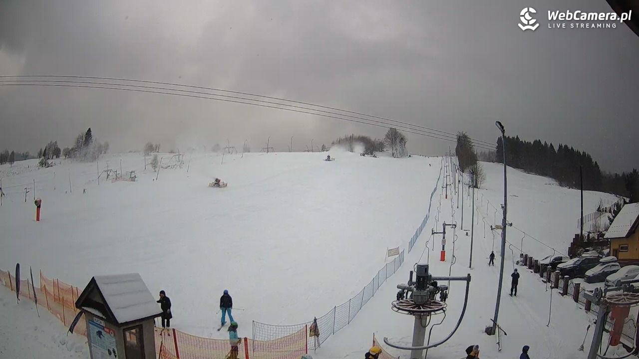 Wyciąg narciarski Wojtek - Zawoja Czatoża - 30 grudzień 2025, 09:19