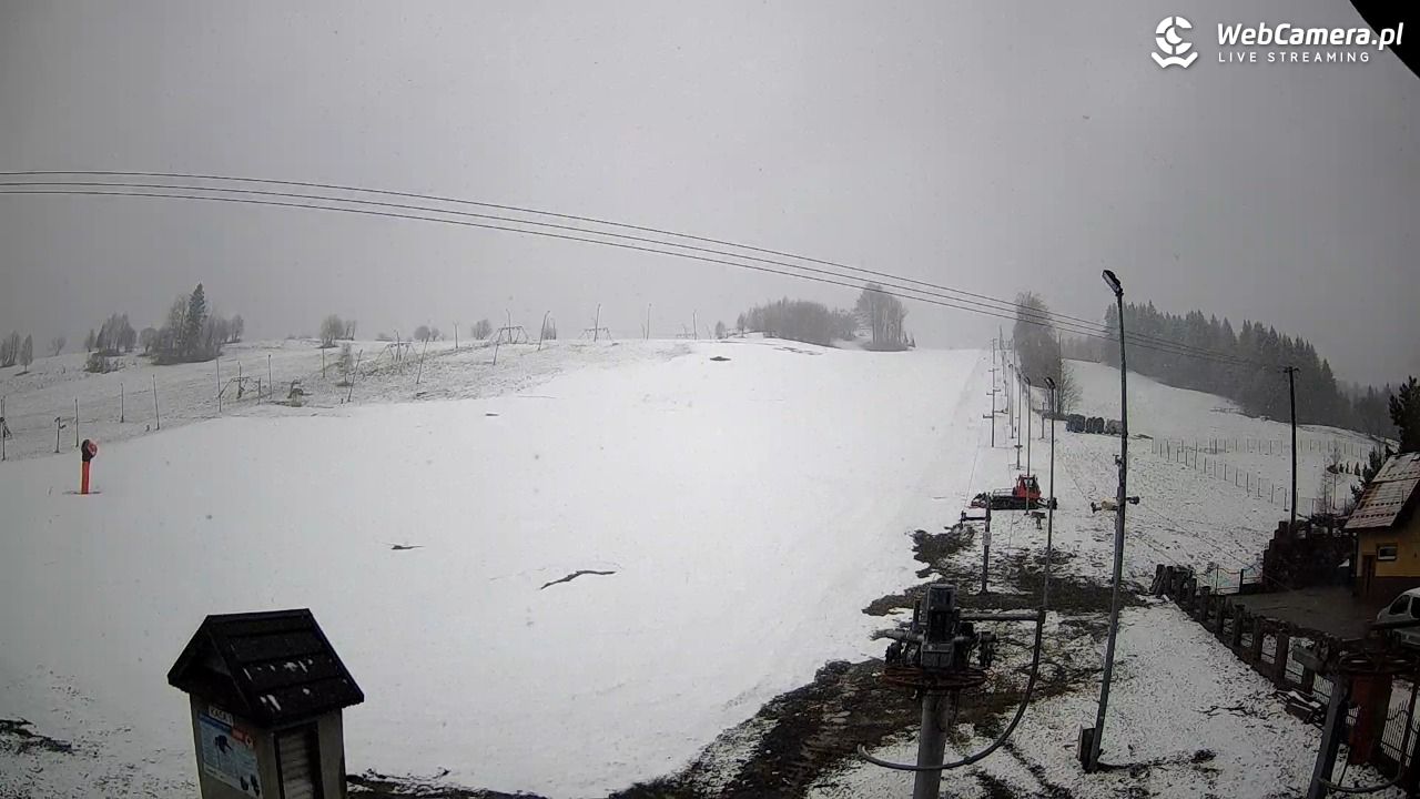 Wyciąg narciarski Wojtek - Zawoja Czatoża - 26 marzec 2026, 13:34