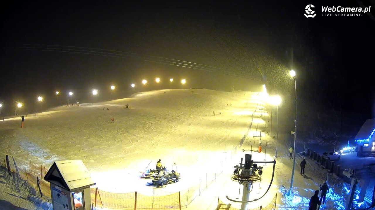 Wyciąg narciarski Wojtek - Zawoja Czatoża - 06 styczeń 2026, 17:25