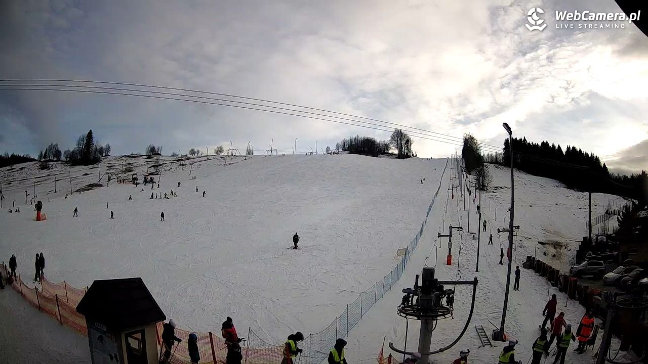 Wyciąg narciarski Wojtek - Zawoja Czatoża - 11 luty 2026, 15:46